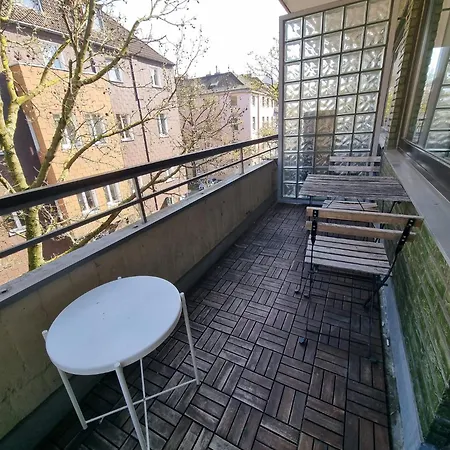 Monteurwohnung Business Ferienwohnung Grenze Dusseldorf 6 P Hilden